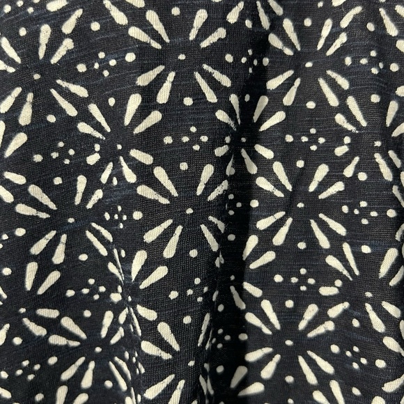 Lucky Brand - Womens Navy Blue Sheer Ruffle Sleeve Top Sz. MD - Picture 3 of 11